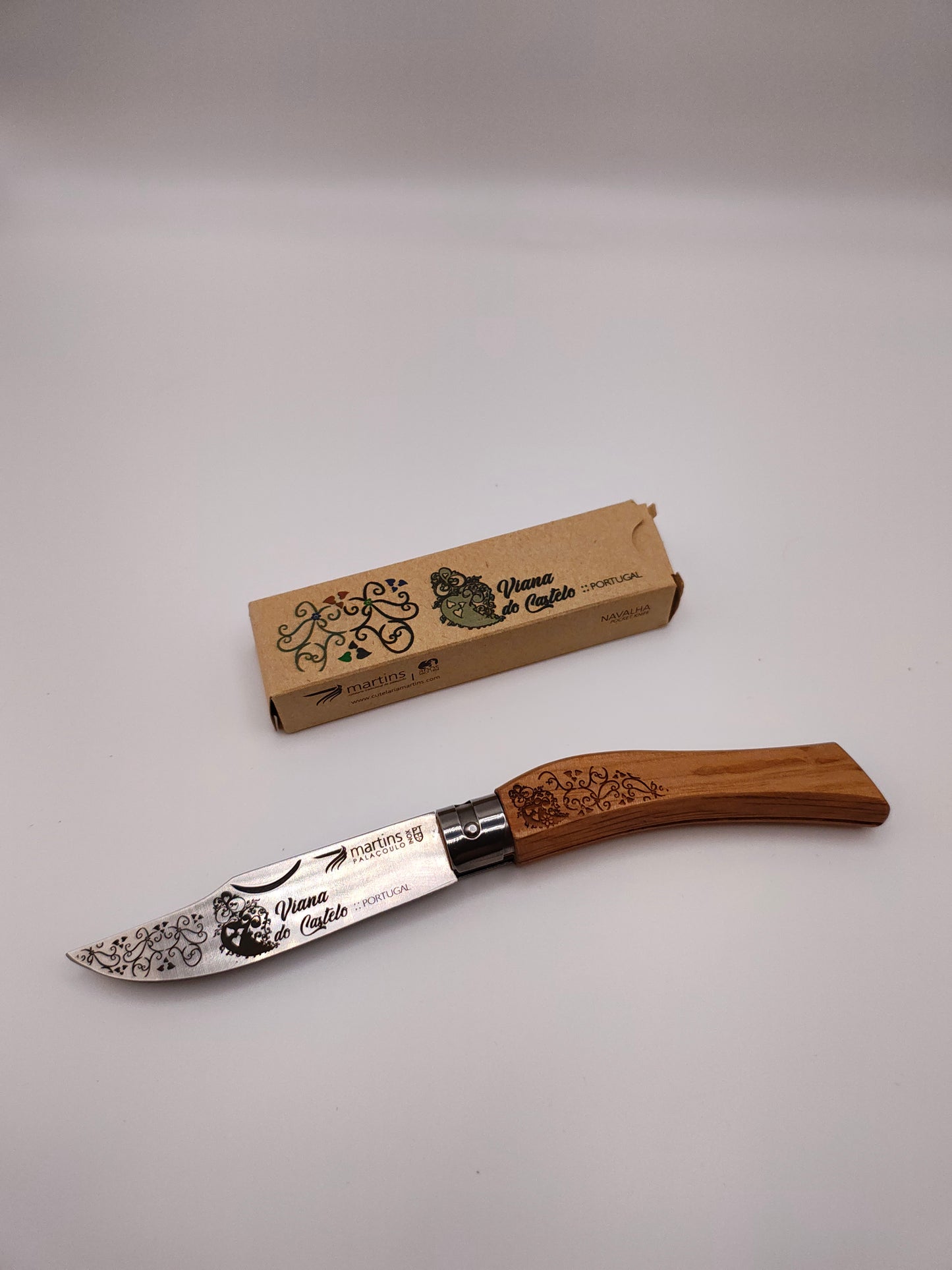 Navalha tematica coraçao de viana ( Oliveira ) Martins