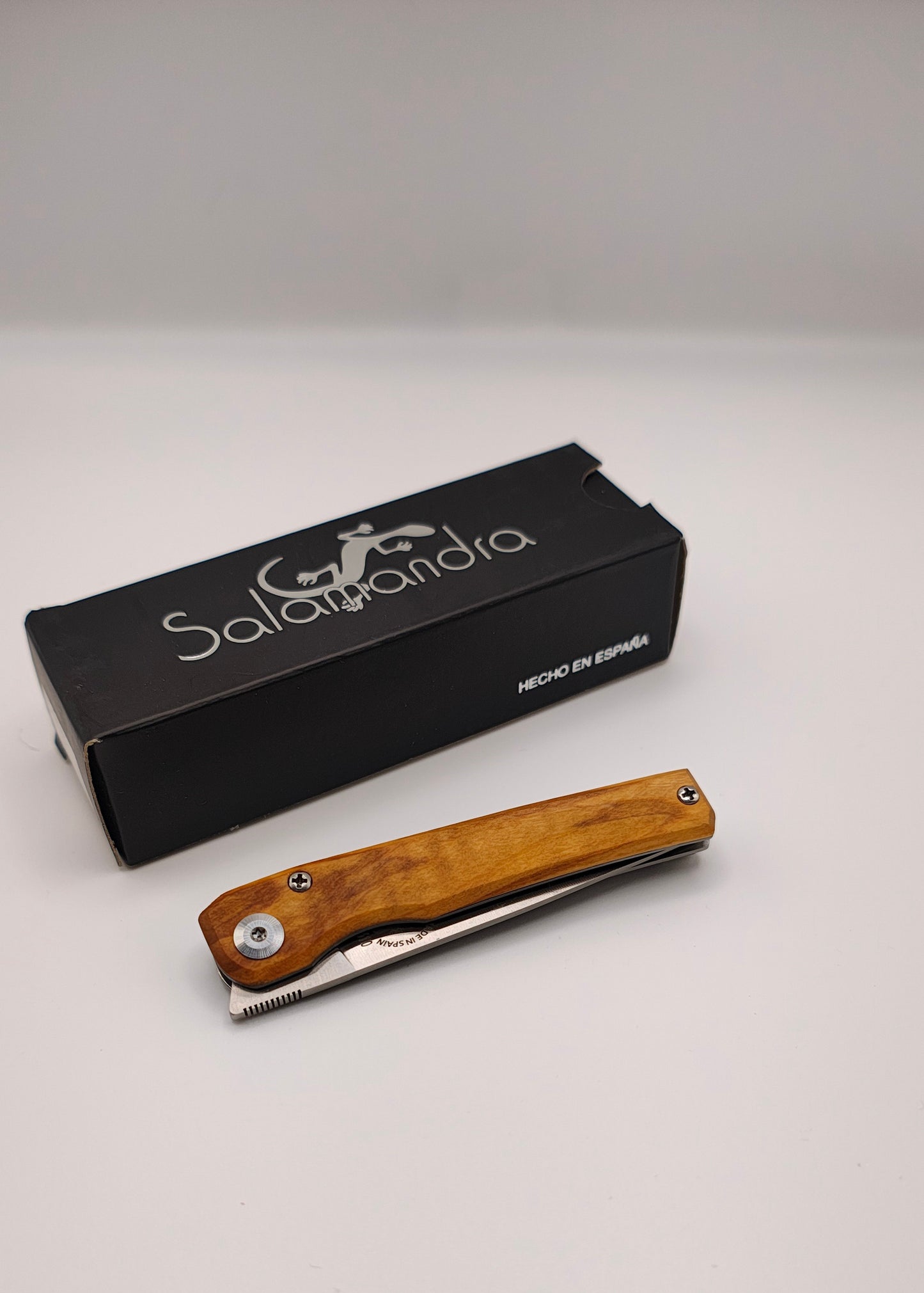 Navalha Salamandra S-310 70mm | Oliveira | Aço Böhler N690