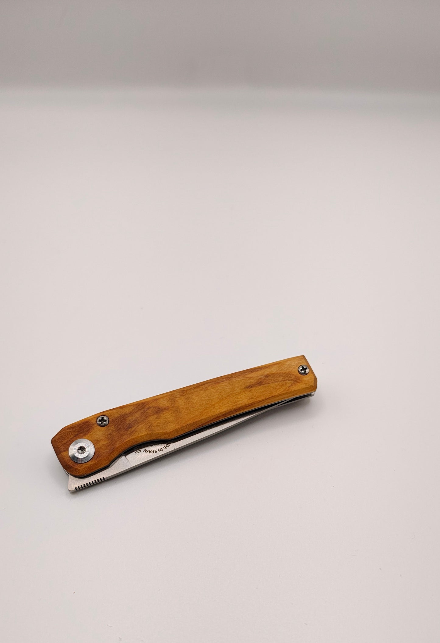 Navalha Salamandra S-310 70mm | Oliveira | Aço Böhler N690