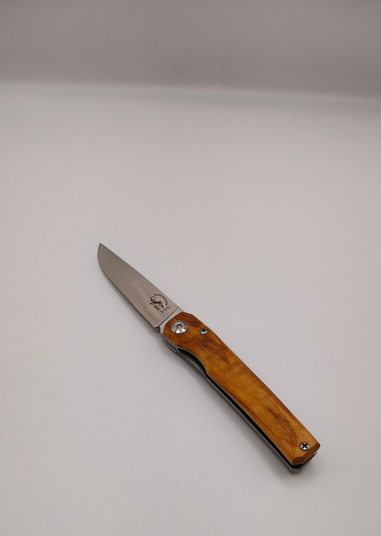 Navalha Salamandra S-310 70mm | Oliveira | Aço Böhler N690