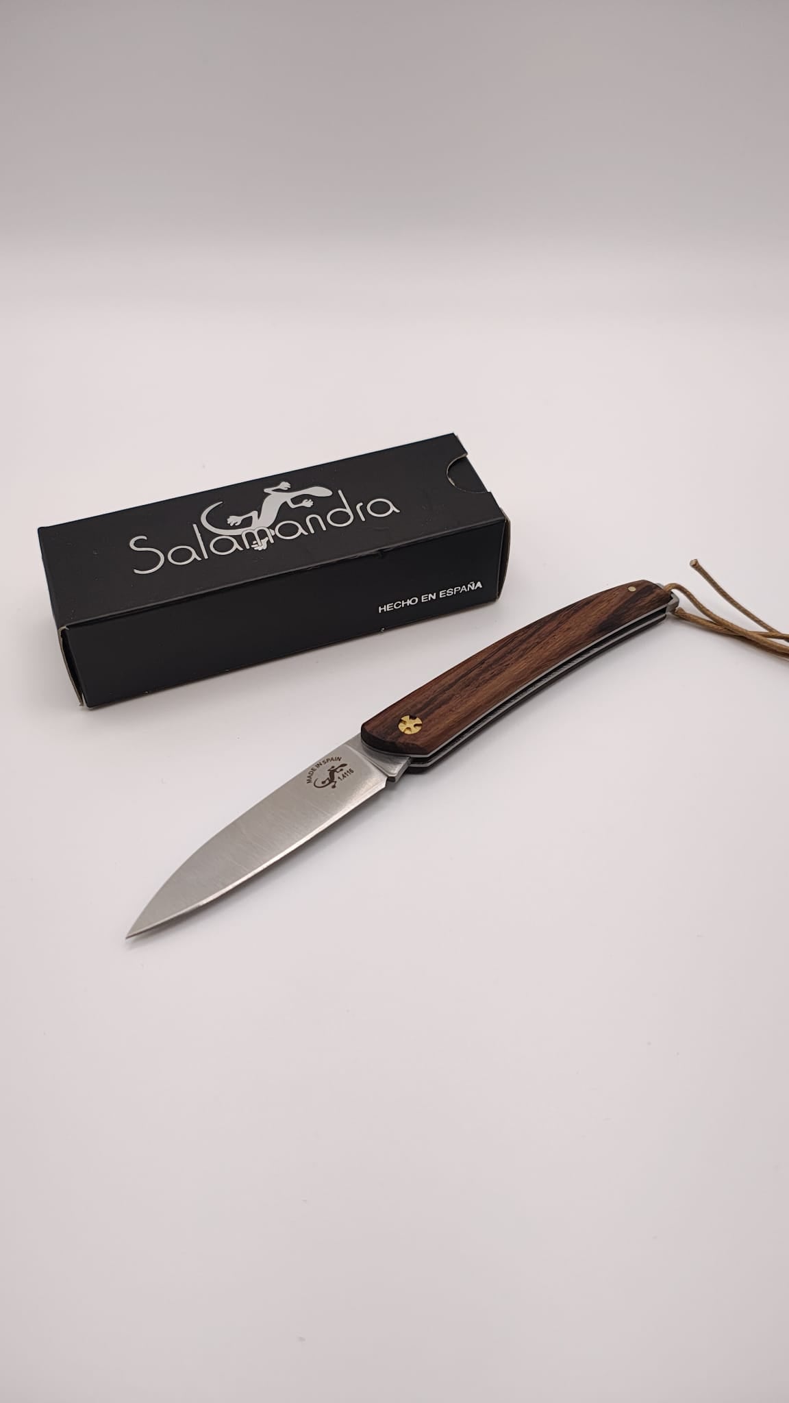 Navalha Salamandra Inox 75mm | Cabo em Pau Santo | Fabricada em Espanha
