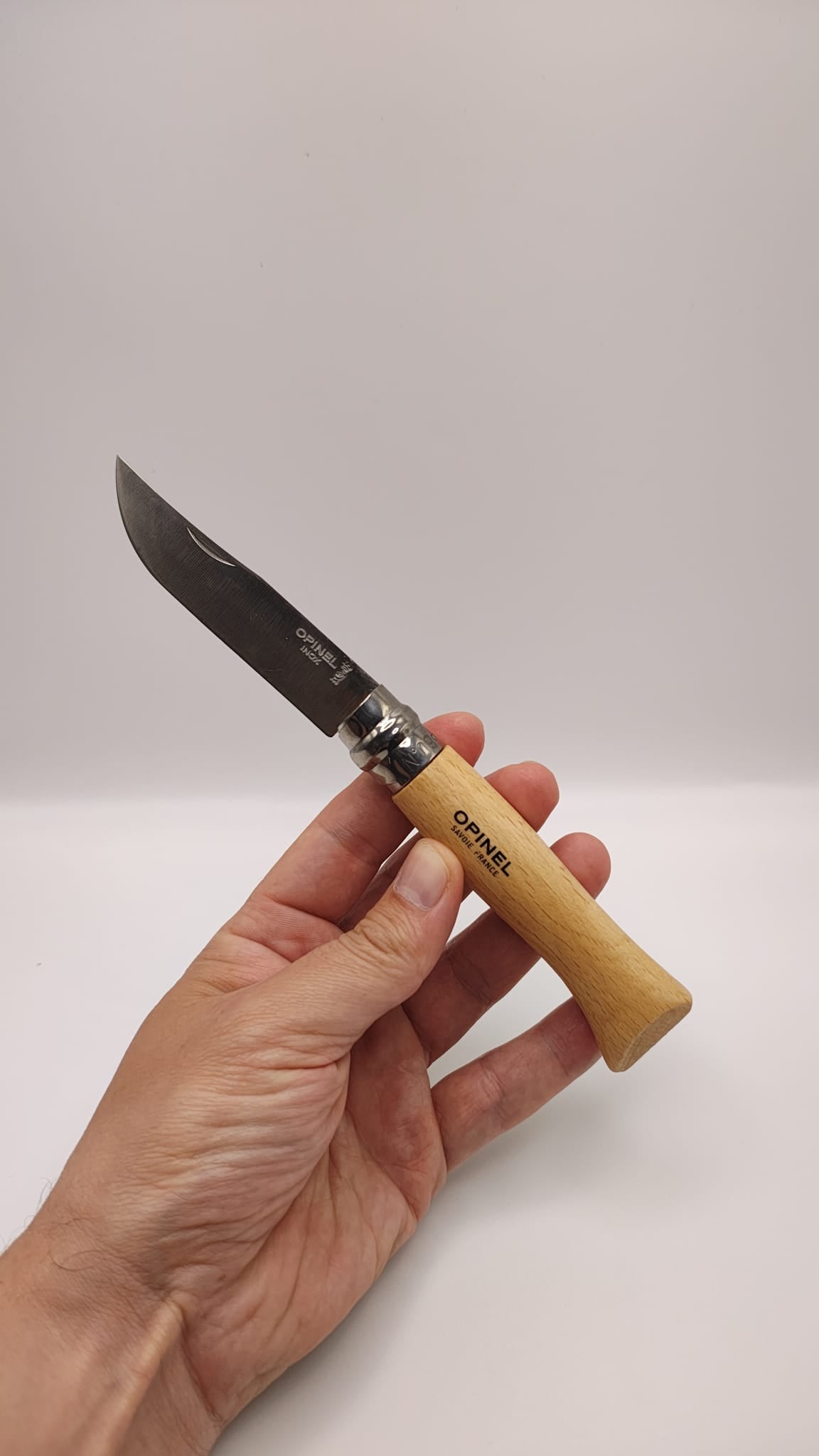 Canivete Opinel N°9 Inox | Aço Sandvik 12C27 | Cabo em Faia