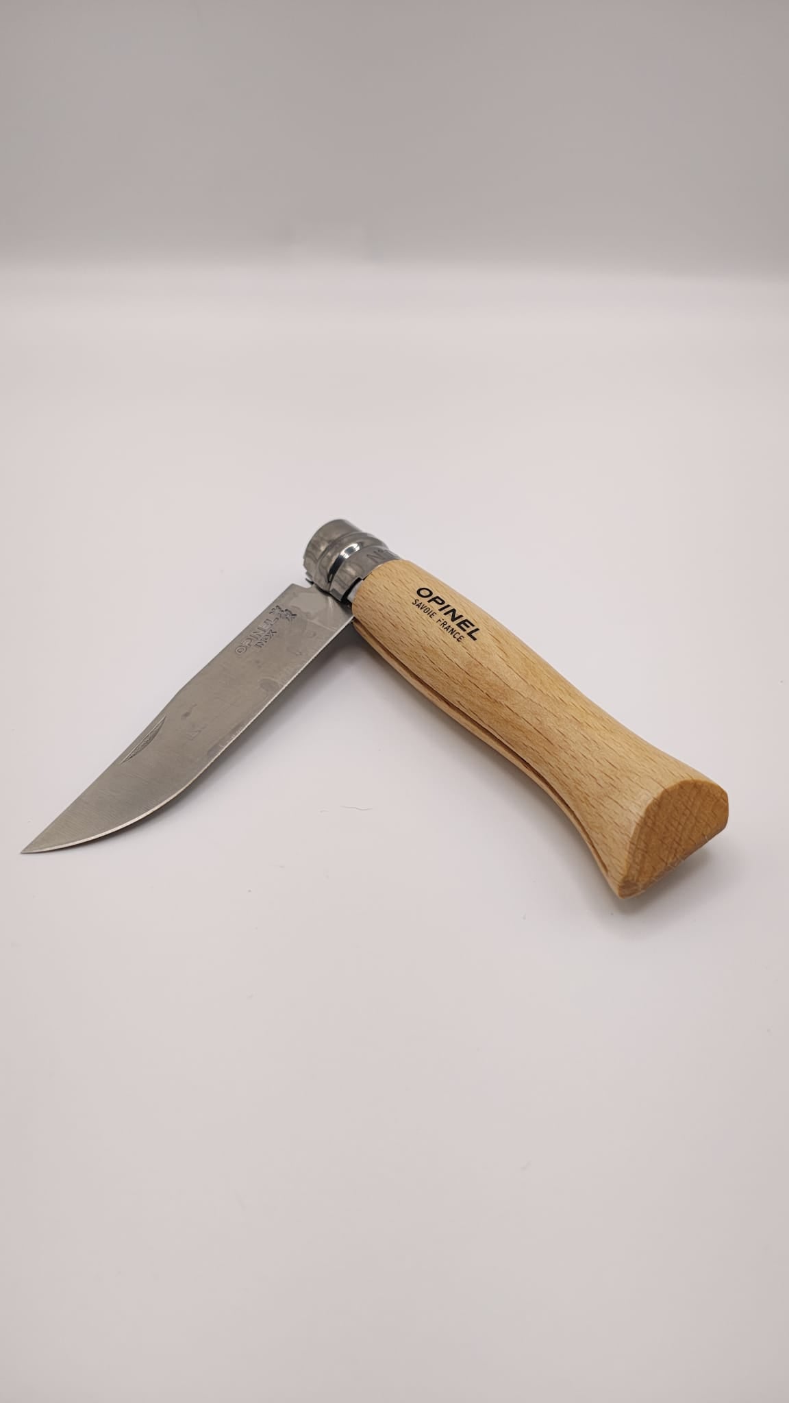 Canivete Opinel N°9 Inox | Aço Sandvik 12C27 | Cabo em Faia