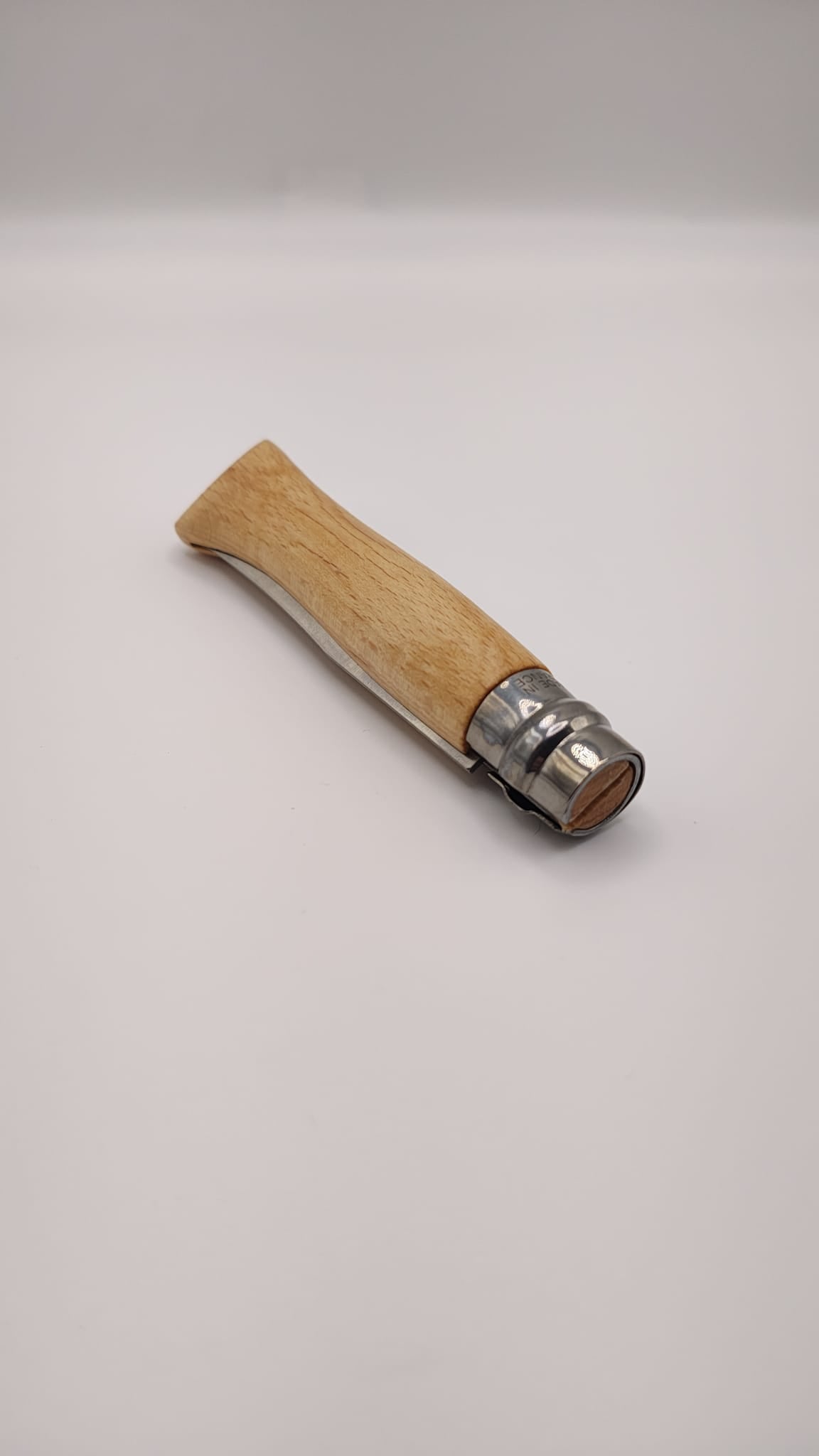 Canivete Opinel N°9 Inox | Aço Sandvik 12C27 | Cabo em Faia